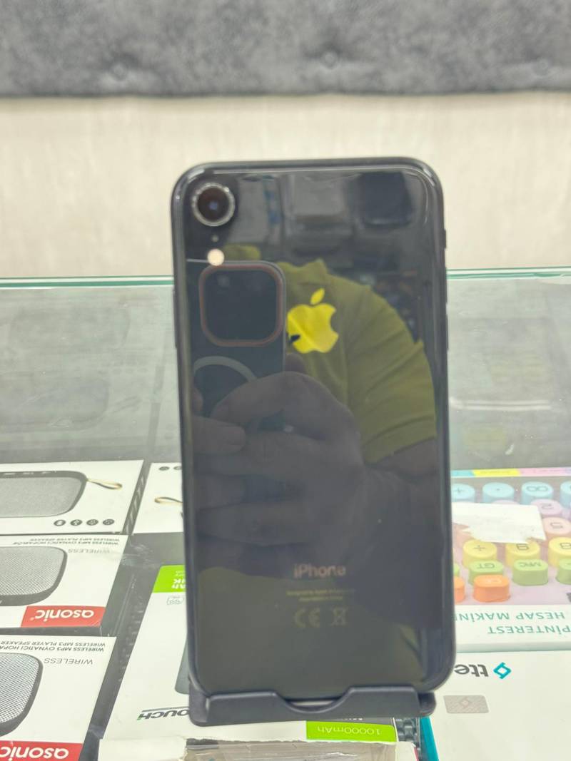 İphone XR 64 GB